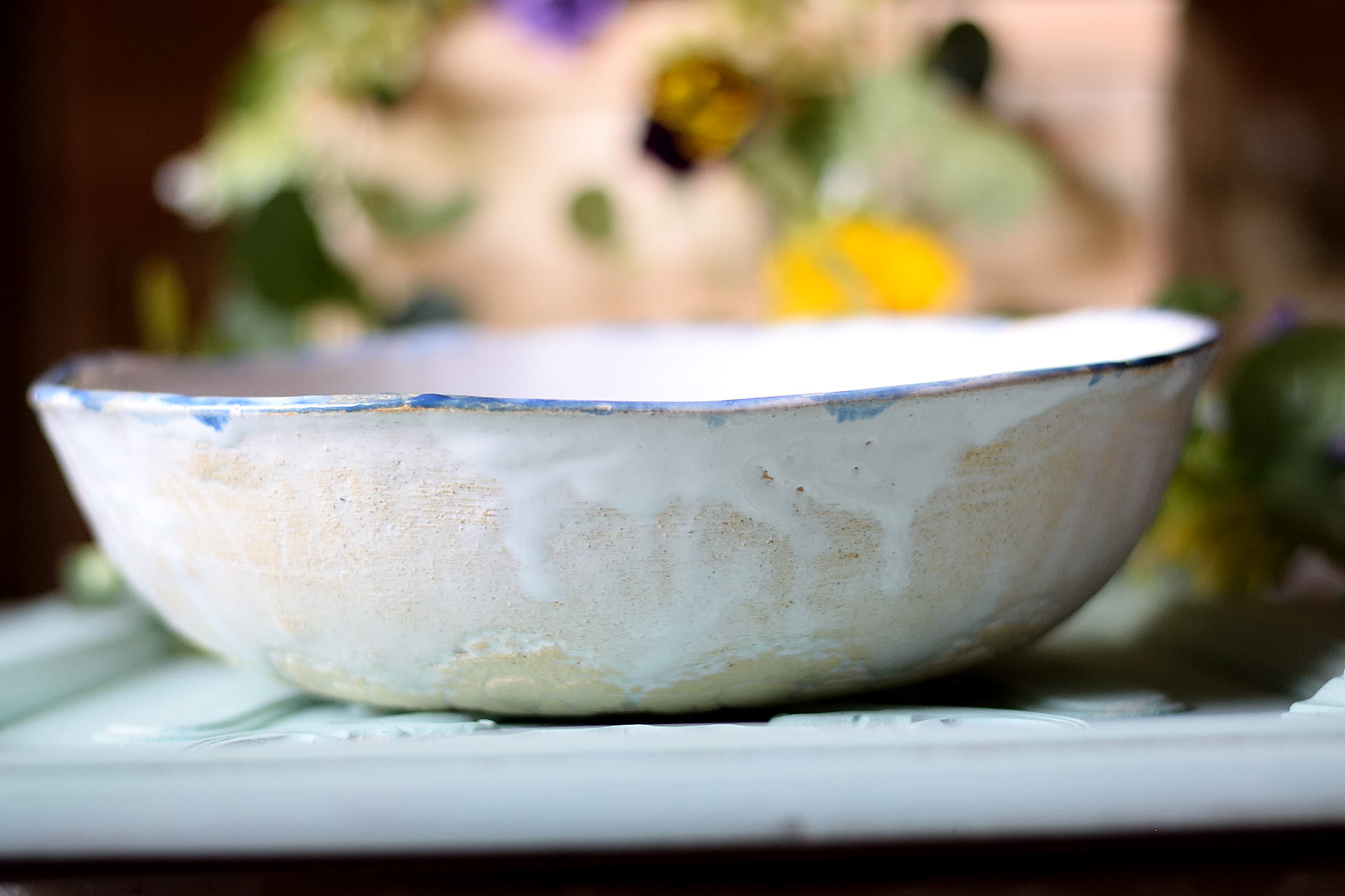 Duża ceramiczna misa z motywem gruszek. - obrazek 4